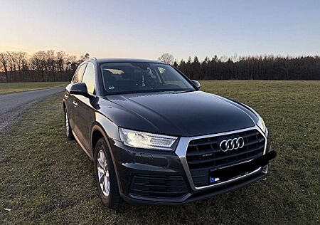 Audi Q5 40 TDI quattro basis