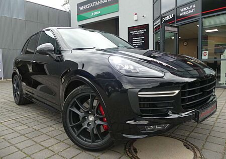 Porsche Cayenne GTS Sport Chrono PANO/21ZOLL/LED/AHK/ACC