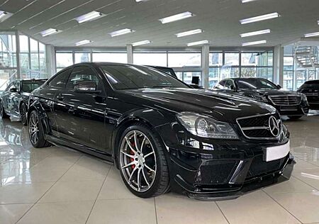 Mercedes-Benz C 63 AMG Black Series lt.LP: 568,8 PS/Unfallfrei
