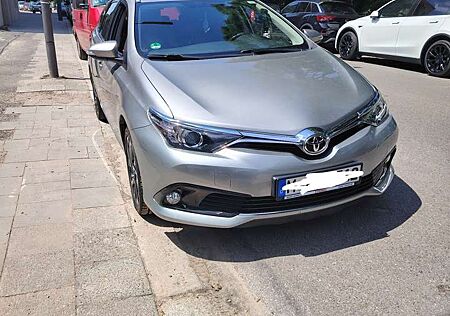 Toyota Auris 1.2 Turbo Touring Sports Design Edition