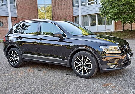 VW Tiguan Volkswagen 1.4 TSI Comfortline 1. Hand Navi
