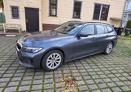 BMW 320d 320 Touring xDrive Aut.