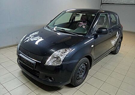 Suzuki Swift 1,3 Club 4x4