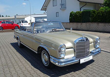 Mercedes-Benz 300 SE Cabriolet Top Original mit 58000 Km