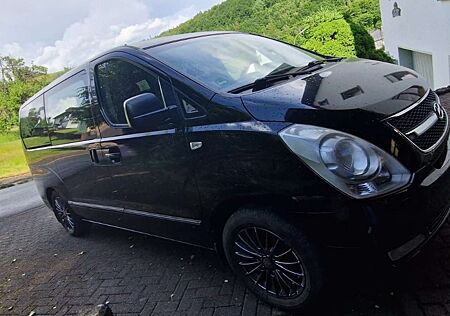 Hyundai H-1 H 1 mit TÜV bis März 2027