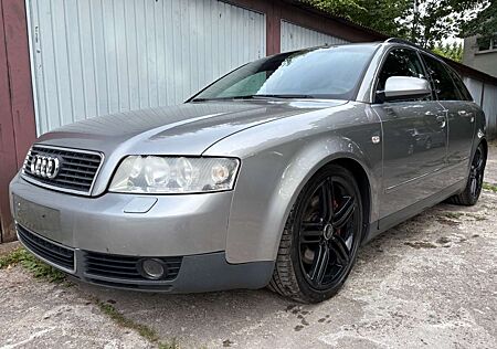 Audi A4 3.0 quattro Avant,Xenon,Bose,Tempomat,Klima