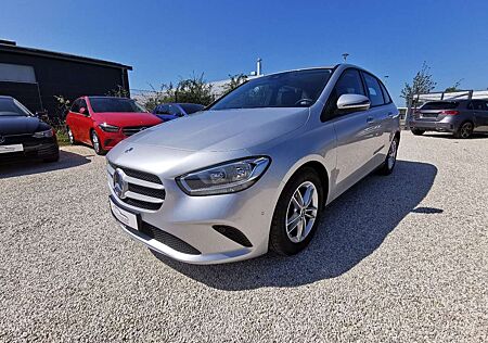 Mercedes-Benz B 180 d KLIMA NAVI MBUX