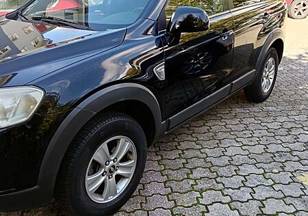 Chevrolet Captiva 2.4 2WD 5 Sitzer Gas LS