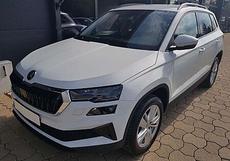 Skoda Karoq Selection 1,5TSI DSG 110KW/150PS Navi Columbus,...
