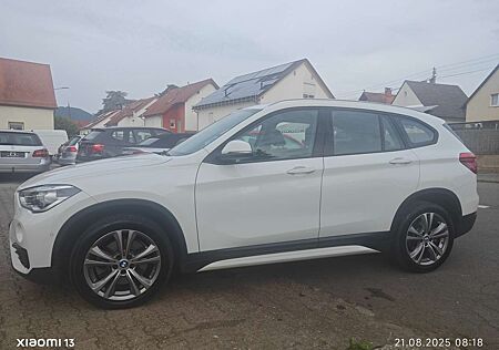 BMW X1 sDrive20iSportLine,HU/AU Neu,Werksgarantie 03/26
