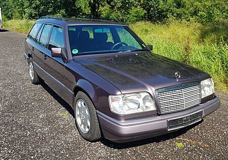 Mercedes-Benz E 280 E-Klasse T