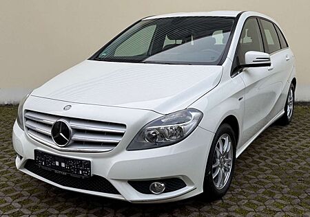 Mercedes-Benz B 180 CDI | 1-Hand | Kamera | AHK |