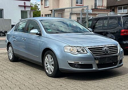 VW Passat Volkswagen Highline 2.0 SCHECKHEFT LEDER 2 HAND PDC