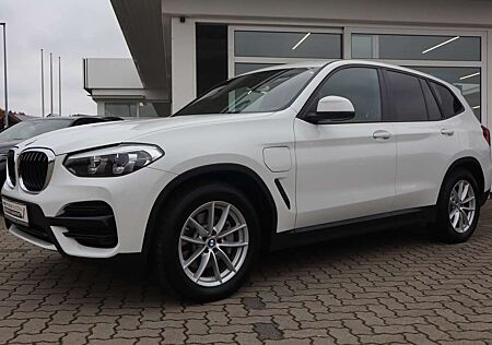 BMW X3 xDrive30e Advantage DAB Klimaaut. PDC