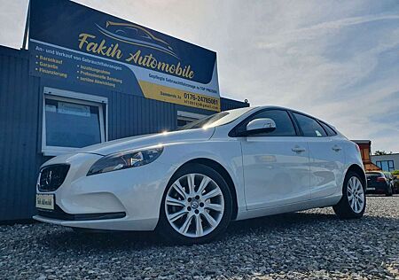 Volvo V40 You! Navi AHK 8fach Tempomat
