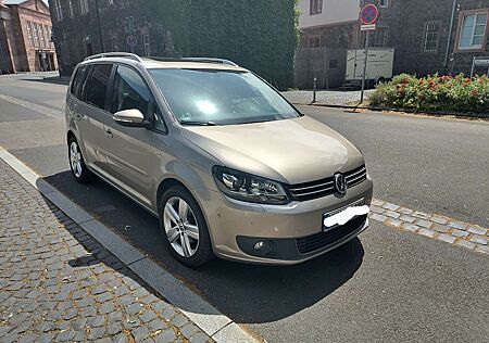 VW Touran Volkswagen 1.2 TSI BlueMotion Technology Cup