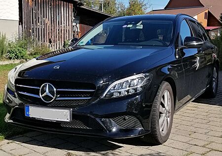 Mercedes-Benz C 180 T Avantgarde Navi LED SH TOP Ausst.