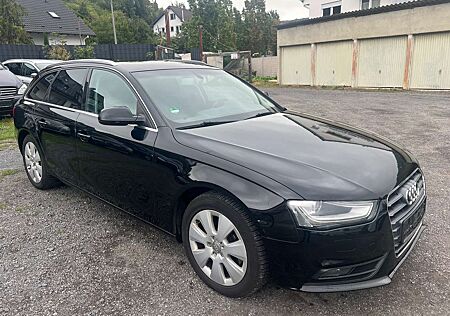Audi A4 Diesel Avant 3.0 TDI DPF -NAVI-AHK-SHZ-TÜV 3.2