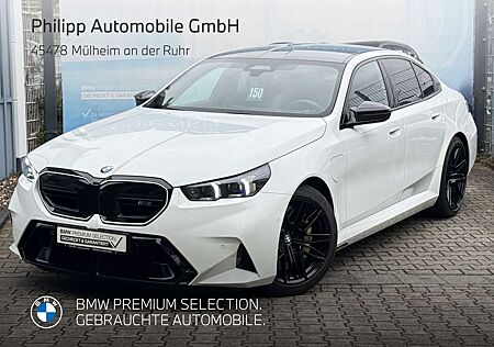 BMW M5 Limousine M-Drive-Pack B&W CarbonKeramik AHK