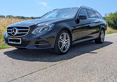 Mercedes-Benz E 220 CDI T-Modell Avantgarde Navi|7G|T.Leder|LED TOP