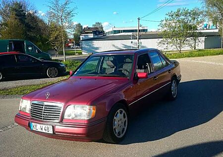 Mercedes-Benz E 280