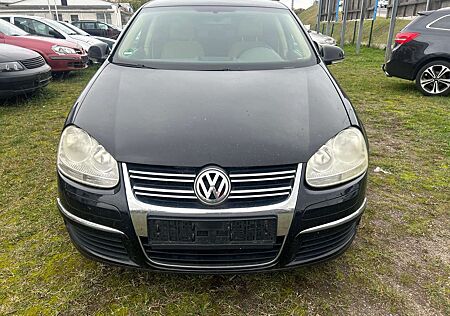 VW Jetta Volkswagen 1.6 FSI Comfortline