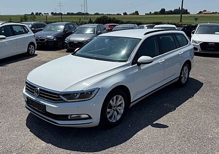VW Passat Volkswagen Vari 2.0 TDI DSG Navi AHK LED PDC 2.Hand