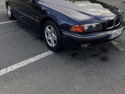 BMW 520 520i