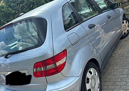 Mercedes-Benz B 200 Autotronic