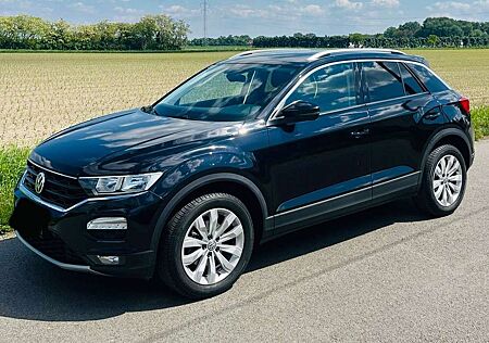 VW T-Roc Volkswagen 1,0 TSI Design Design