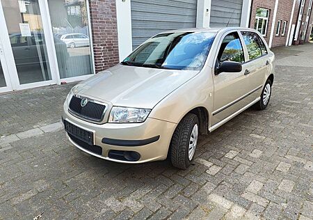 Skoda Fabia 1.2 HTP Sedan Comfort