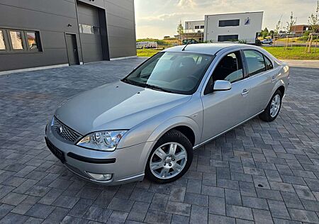 Ford Mondeo Ghia