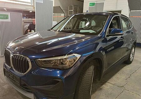 BMW X1 sDrive 18 d Advantage AHK/LM18"/el.Heckkl.