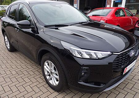 Ford Kuga Hybrid FHEV Titanium
