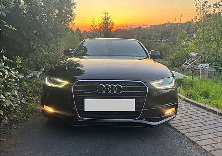 Audi A4 S line Sportpaket / plus quattro