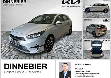 Kia Cee'd Ceed / CEED 1.5T Spirit Glasdach+LED+Navi+Kamera