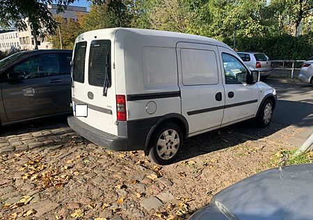 Opel Combo Kasten. LKW+Benzin+Km 136000+1Hand