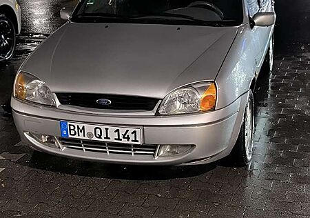 Ford Fiesta Ghia