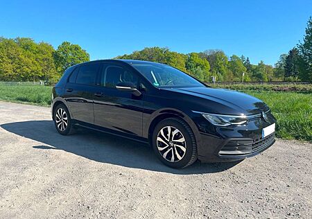 VW Golf Volkswagen 1.5 eTSI OPF DSG Active