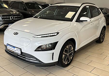 Hyundai Kona Select*2WD*ACC*CarPlay*Cam*WinterP.*SHZ*PDC*