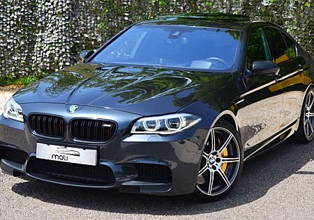 BMW M5 Lim*COMP*AKRAP*CARBON*HUD*CAM*PANO*B&O*NAVI*