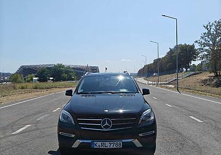 Mercedes-Benz ML 350 BlueTEC 4MATIC 7G-TRONIC