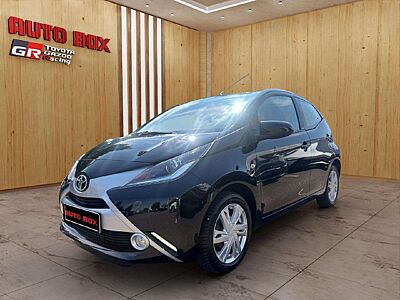 Toyota Aygo AYGO x-play Edition-S erst 36.000Km