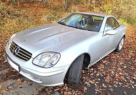 Mercedes-Benz SLK 320