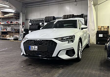 Audi A3 Limousine 35 TDI Adv. +Sommerräder, Garantie