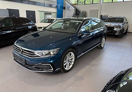 VW Passat Variant Volkswagen Passat GTE 1.4 TSI DSG AID/MATRIX/STHZ/PANO/KAM
