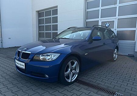 BMW 318 i Touring /SITZH./LM 18/PDC/STANDHEIZUNG