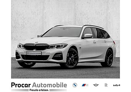 BMW 330 e xDrive M SPORT+PANO+LASER+ACC+DA+PA+19"