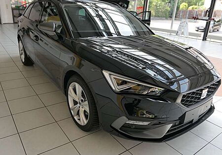 Seat Leon Sportstourer 1.5 eTSI*DSG*NAVI*ACC*FullLink