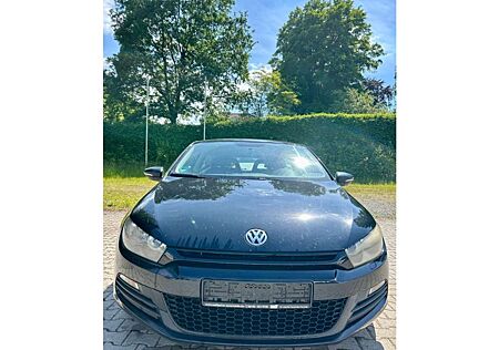VW Scirocco Volkswagen 1.4 TSI+NAVI+CLIMATRONIC+SHZ+PDC Berganfahrass.